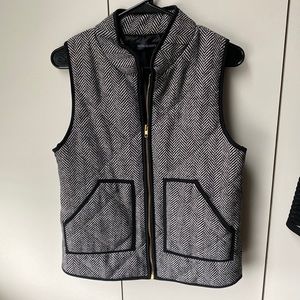 Small Women’s Herringbone Vest